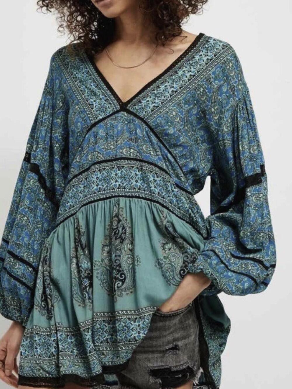 Free People Luna Blue and Green Scarf Print V-Neck Tunic - Size - Small